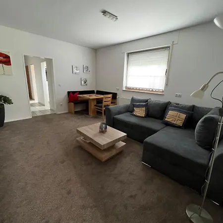 Gemuetliche In Kevelaer, Monteurswohnung Naehe Flughafen Weeze Apartment