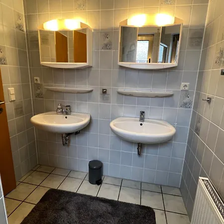 Gemuetliche In Kevelaer, Monteurswohnung Naehe Flughafen Weeze Apartment *