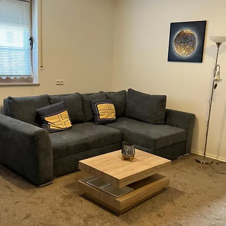 Gemuetliche In Kevelaer, Monteurswohnung Naehe Flughafen Weeze Apartment